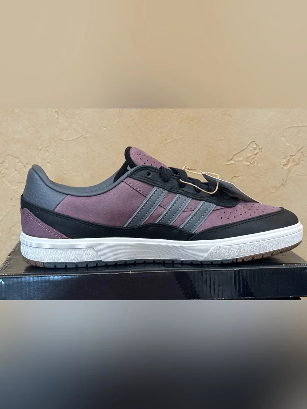 adidas tyshawn ii